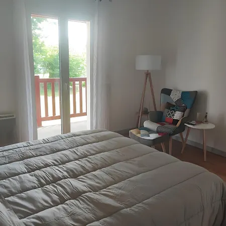 Apartment Peyo Saint-Pee-sur-Nivelle