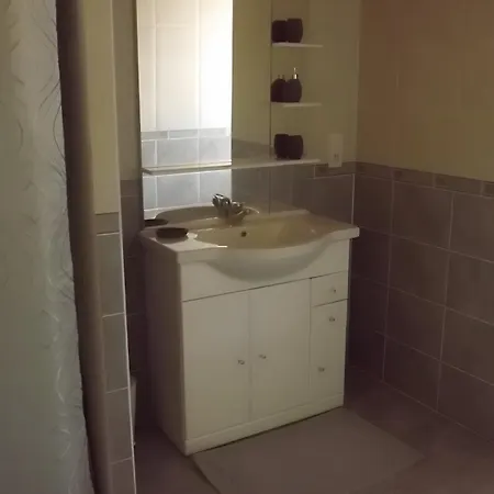Peyo Apartment *